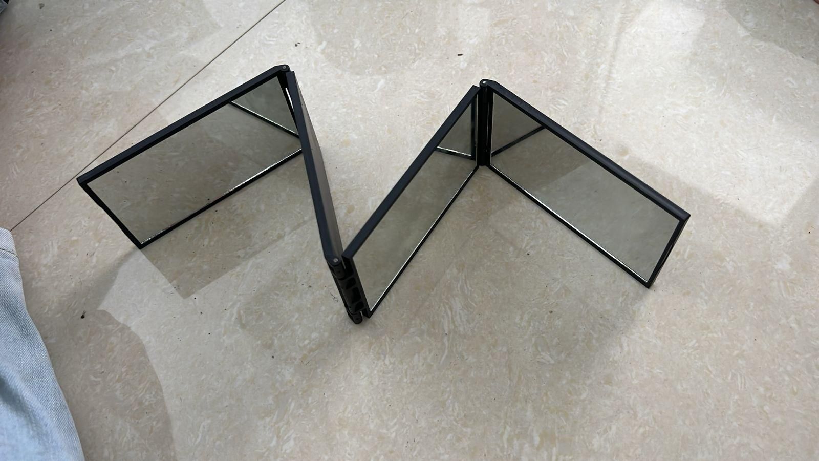 Haircut Mirror for Men and Women, Easy Home Styling Tool  
